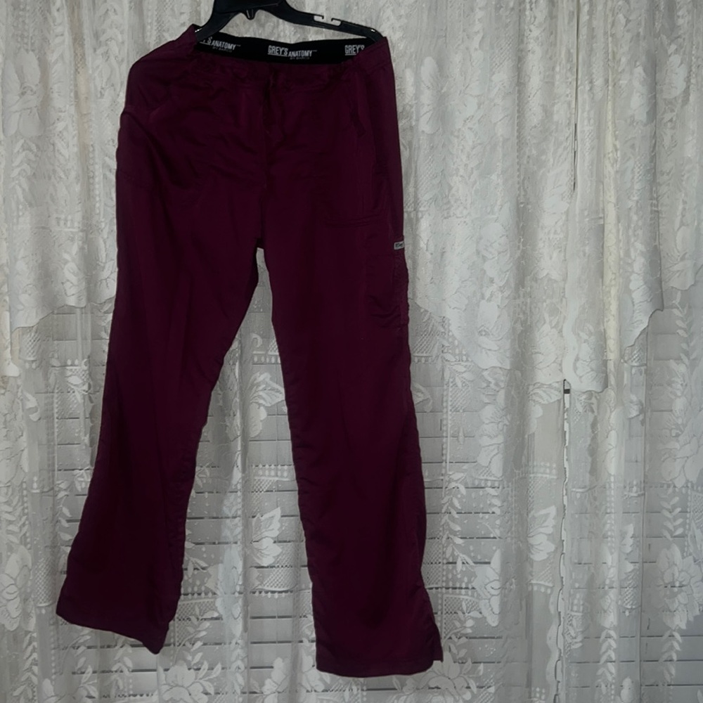 Grey’s Anatomy scrub pants size medium